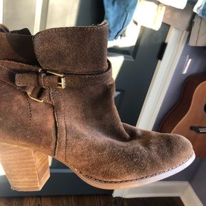 Size 7.5 Ralph Lauren Booties